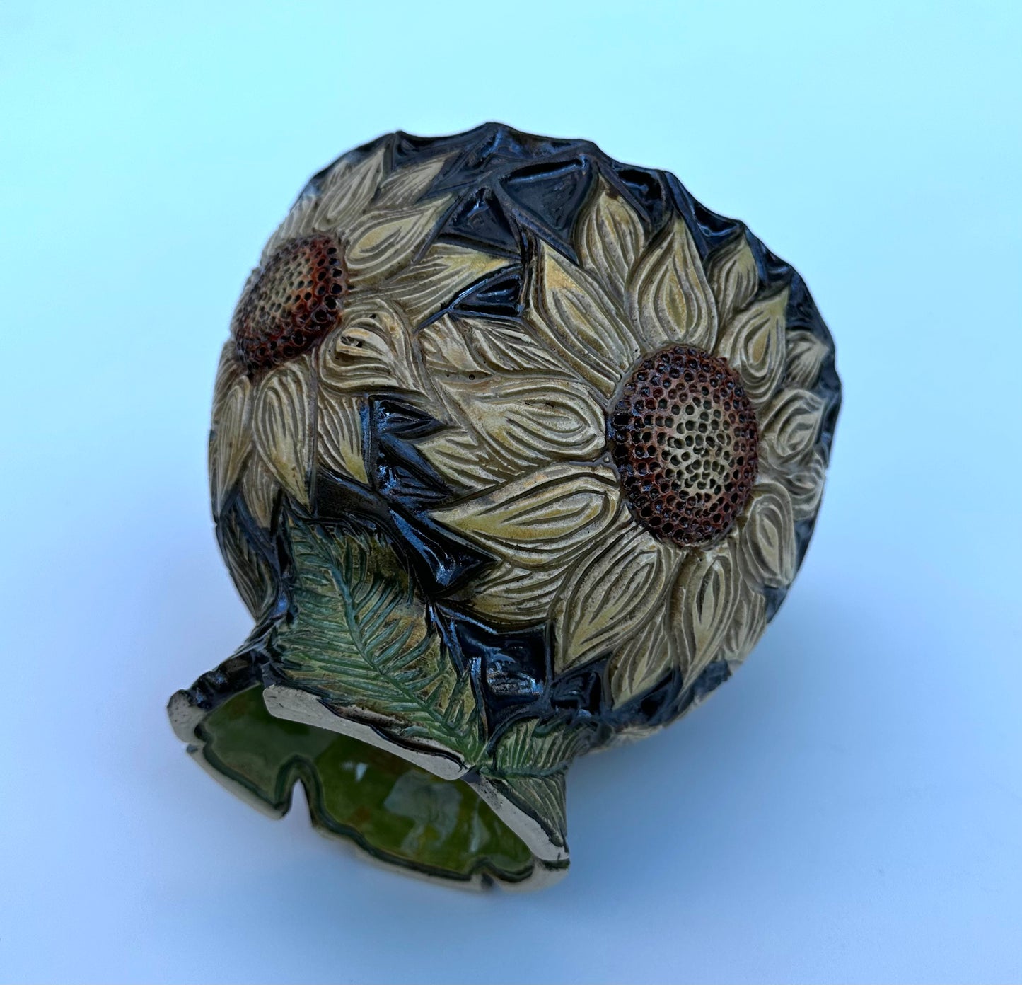 Medium bowl with Sunflowers