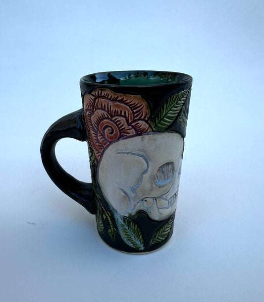 Mug with roses and skull
