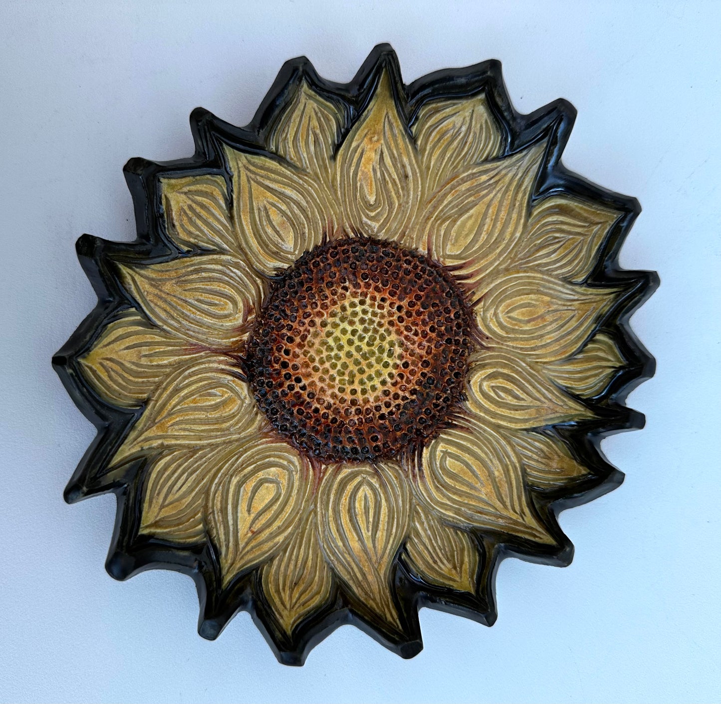Small sunflower dish